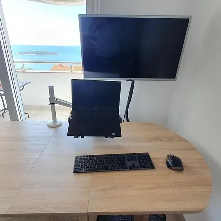 Ela - Sea View * Primošten