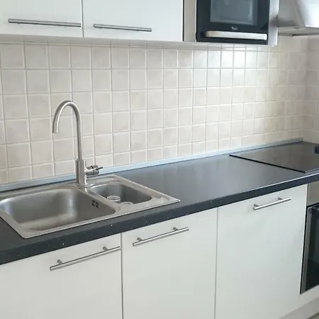 Ela - Sea View Apartment Primosten